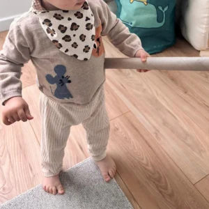 Bavoir bandana "Dinos léopard" -  Collection Achille