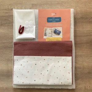 KIT Tapis à langer nomade Popi Ptits coeurs/Vieux rose